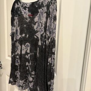 Hard Tail NWT Women’s Long Sleeve Tie Dye Black/Gray Shirt